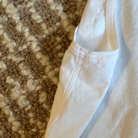 Lululemon White Tank SZ10 ☘️☘️☘️ Like New - Picture 5 of 5